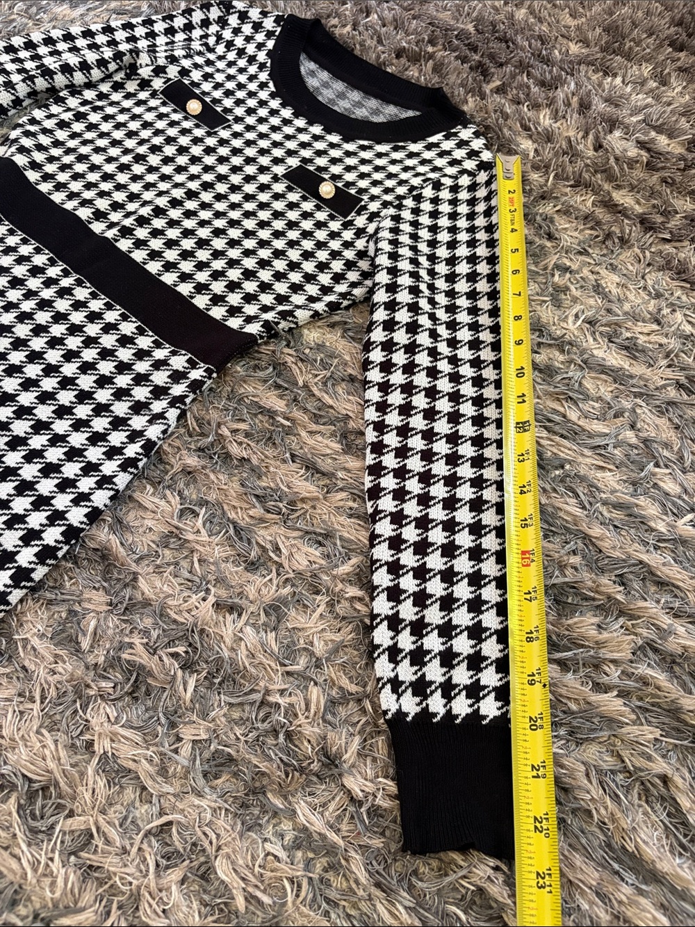 Black & White Houndstooth Long Sleeve Knit Dress Size S - Picture 3 of 7